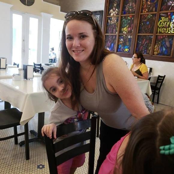 Meet your Posher, Laura - Picture 1 of 1